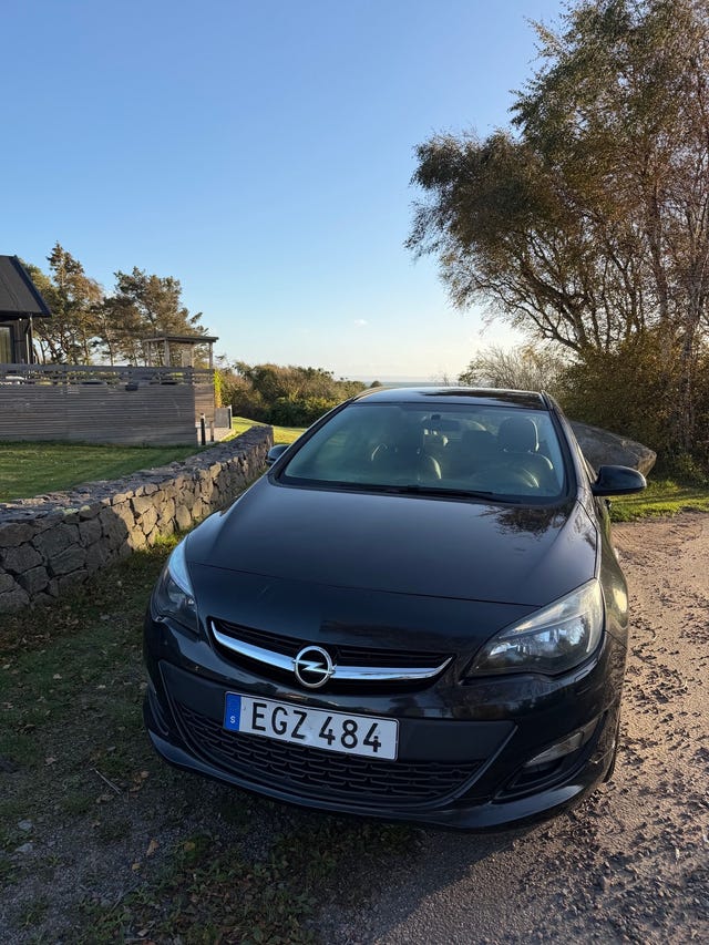 Opel Astra 2014