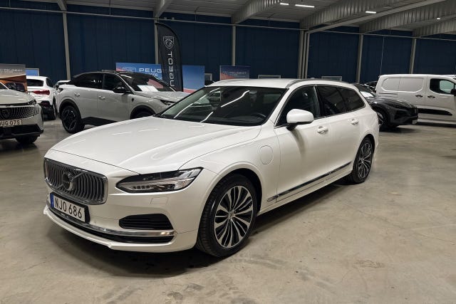 Volvo V90 2024