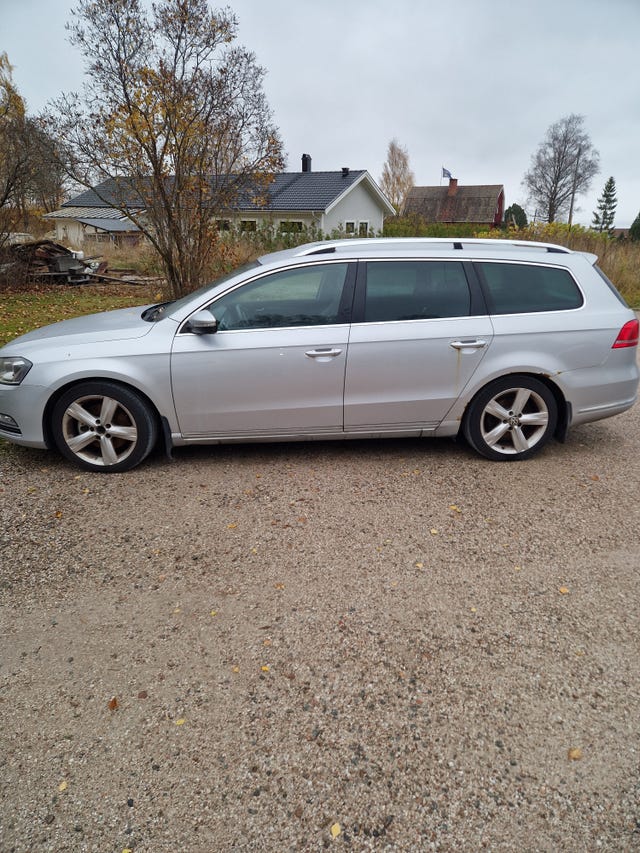 Volkswagen Passat 2011