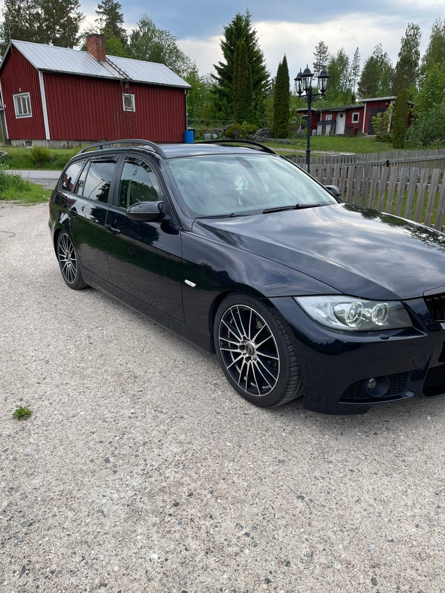 BMW 320d 2008