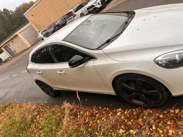 Volvo V40 2014 – bild 3