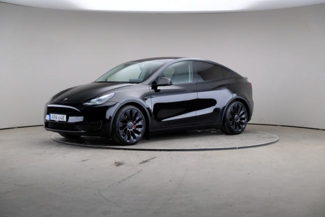 Tesla Model Y 2023