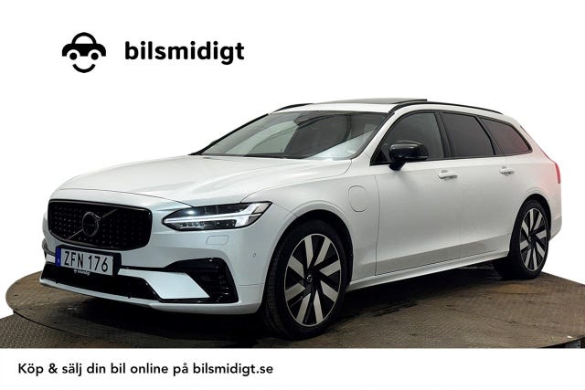 Volvo V90 2025