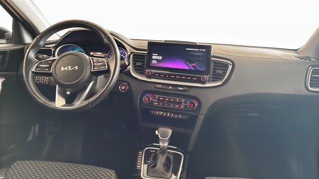 Kia Ceed 2023 – bild 4