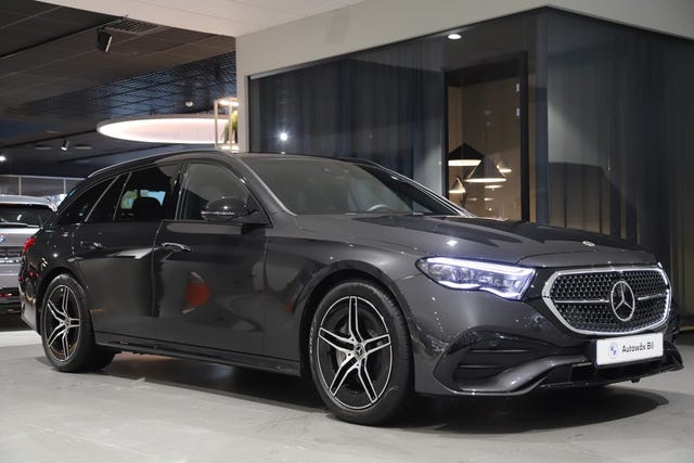 Mercedes-Benz E 300 de 2026
