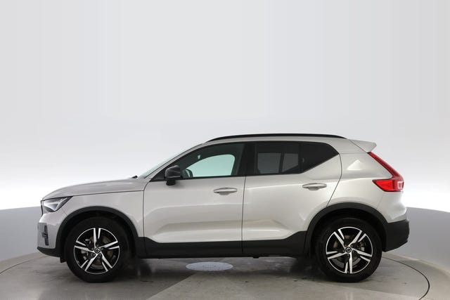 Volvo XC40 2025 – bild 2