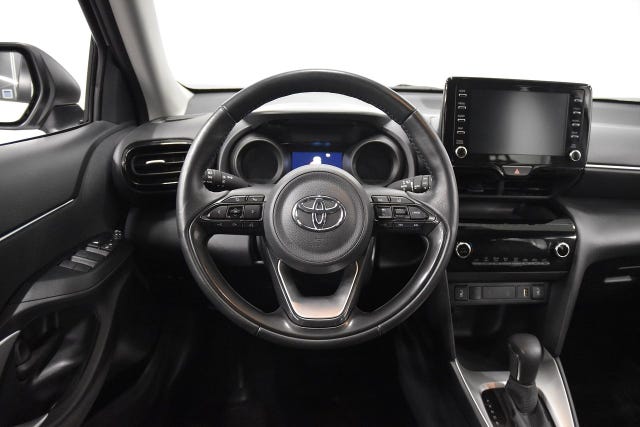 Toyota Yaris Cross 2023 – bild 2