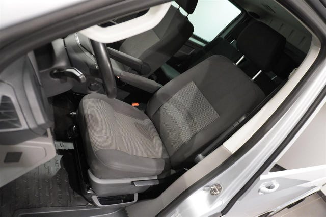 Volkswagen Transporter 2021 – bild 4