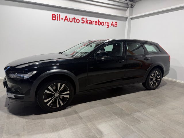 Volvo V90 Cross Country 2021 – bild 3