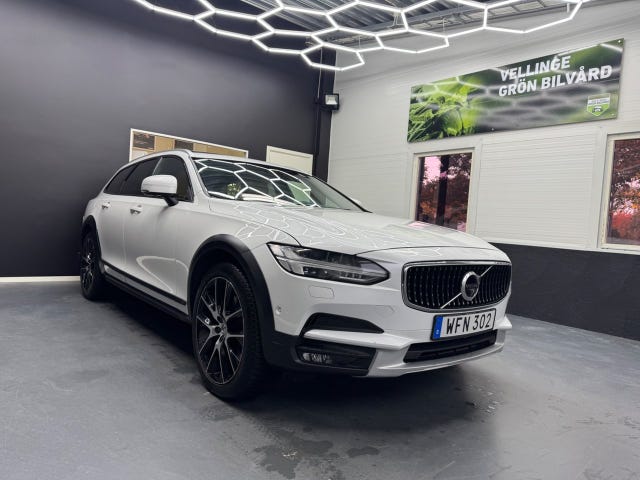 Volvo V90 Cross Country 2017 – bild 2