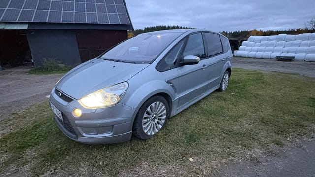 Ford S-MAX 2010
