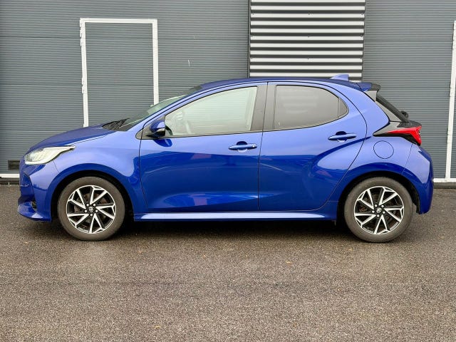 Toyota Yaris 2023 – bild 2