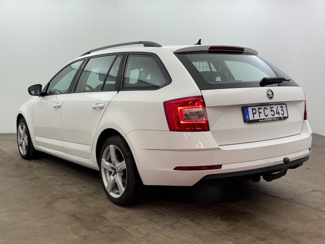 Skoda Octavia 2018 – bild 4