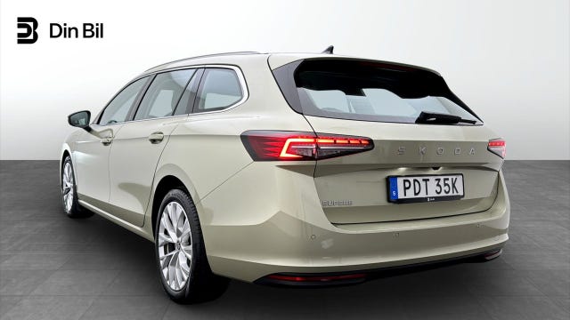 Skoda Superb 2025 – bild 3