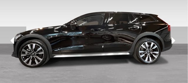Volvo V60 Cross Country 2023