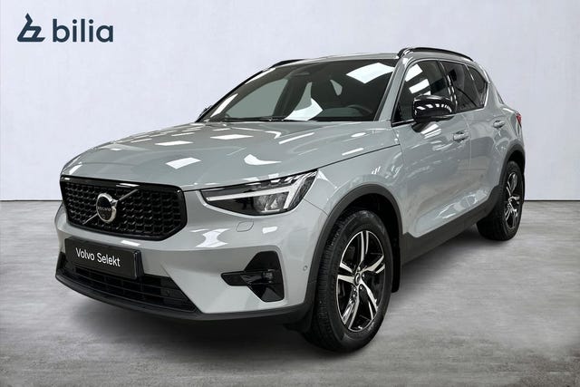 Volvo XC40 2025