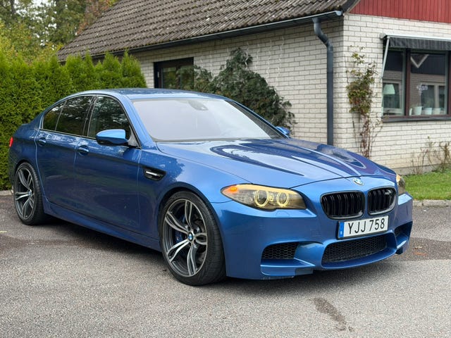 BMW M5 2012