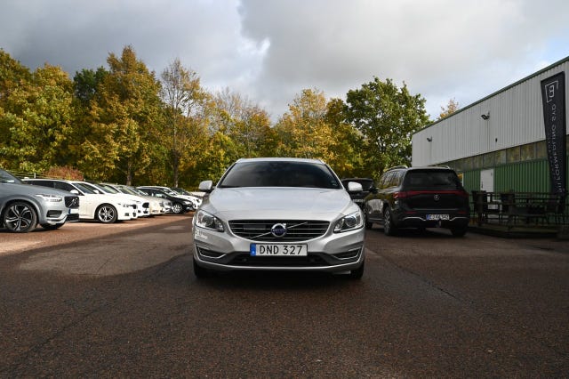Volvo V60 2015 – bild 2