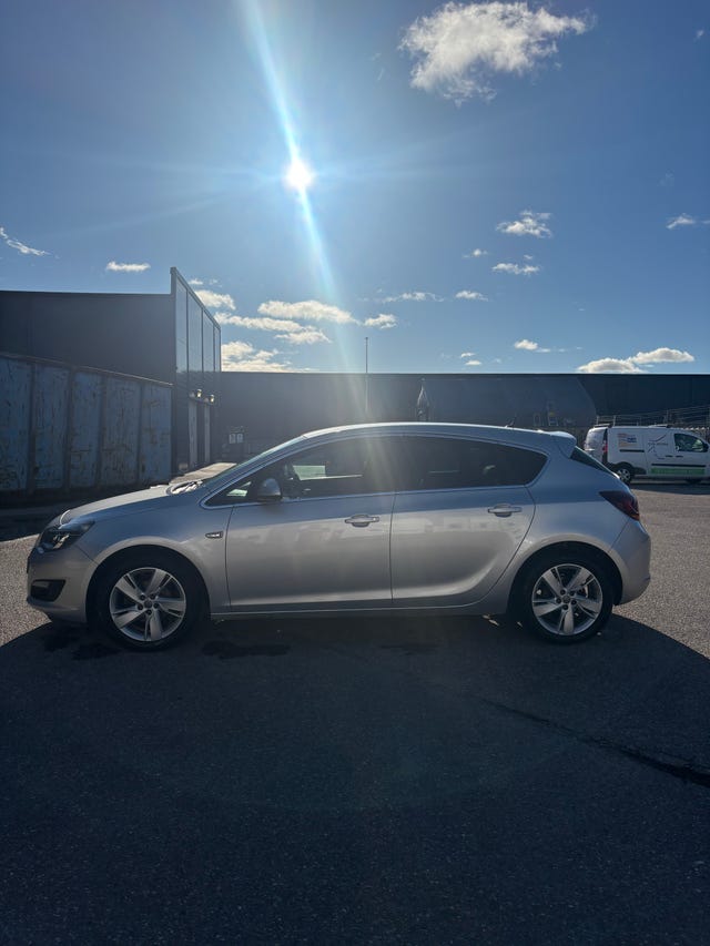 Opel Astra 2015