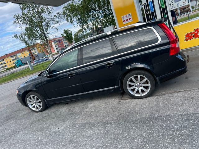 Volvo V70 2010 – bild 2
