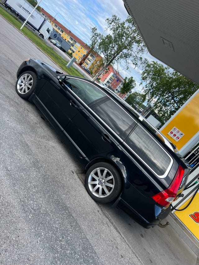 Volvo V70 2010