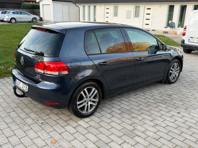 Volkswagen Golf VI 2011