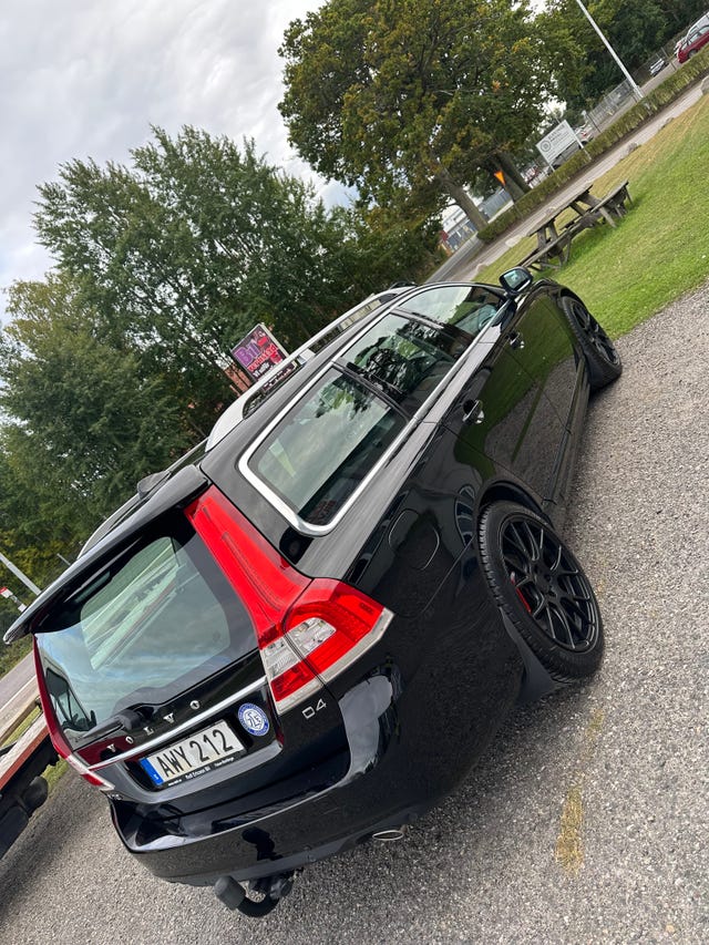 Volvo V70 2015