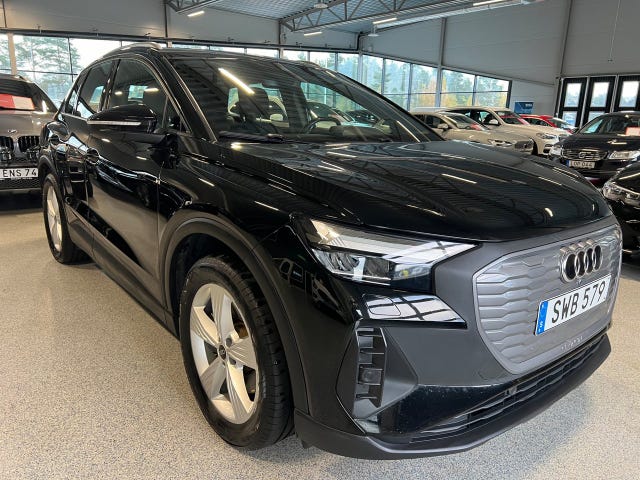 Audi Q4 e-tron 2024