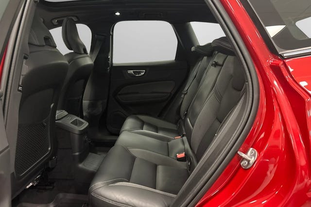 Volvo XC60 2025 – bild 4