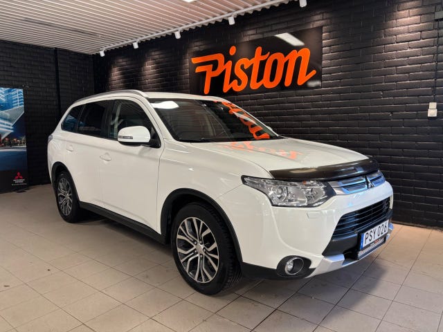 Mitsubishi Outlander 2015