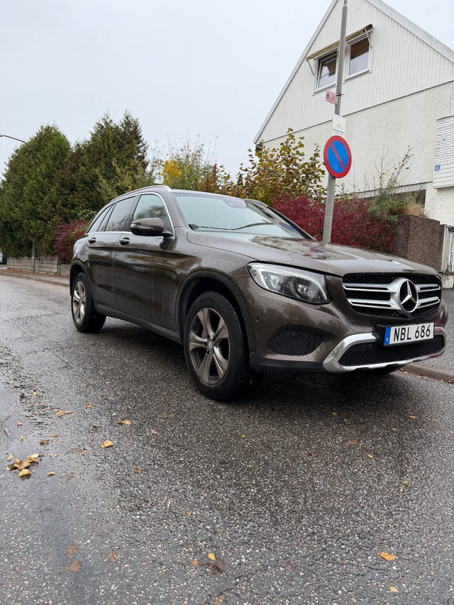 Mercedes-Benz GLC 220 d 2016