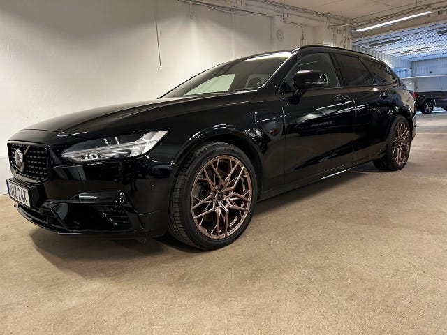 Volvo V90 2022