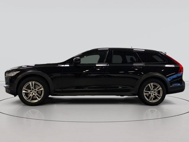 Volvo V90 Cross Country 2020 – bild 2