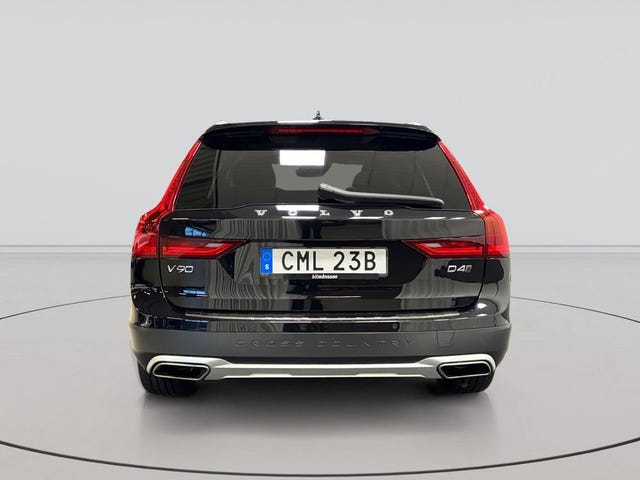 Volvo V90 Cross Country 2020 – bild 4