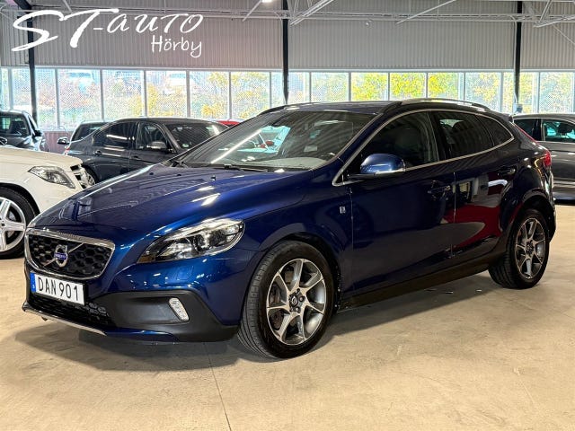 Volvo V40 Cross Country 2015