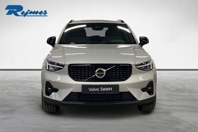 Volvo XC40 2025 – bild 4