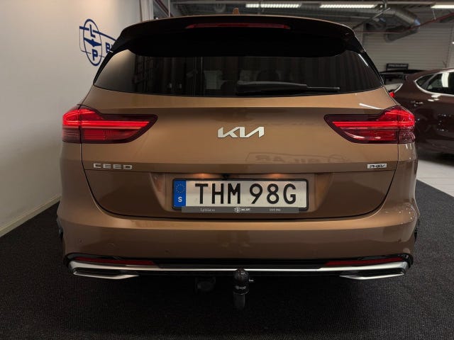 Kia Ceed 2023 – bild 4