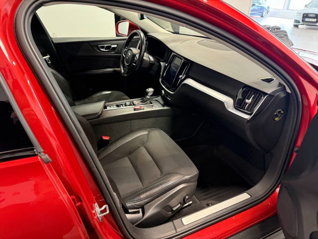 Volvo V60 Cross Country 2020 – bild 3