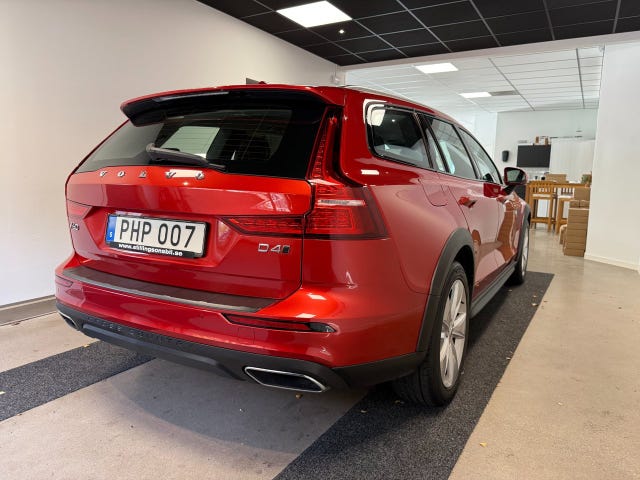 Volvo V60 Cross Country 2020 – bild 2