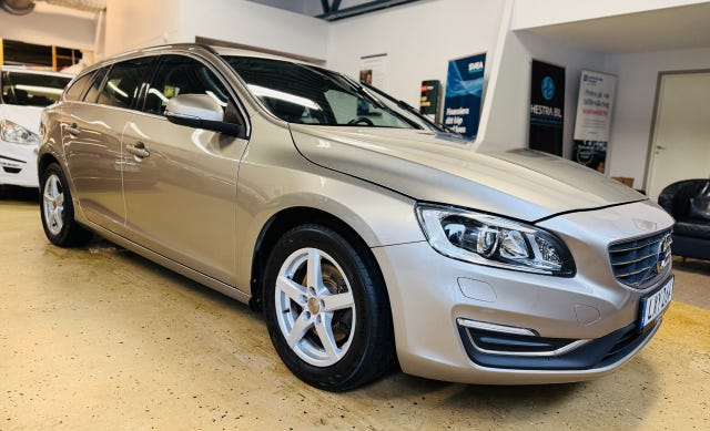 Volvo V60 2016
