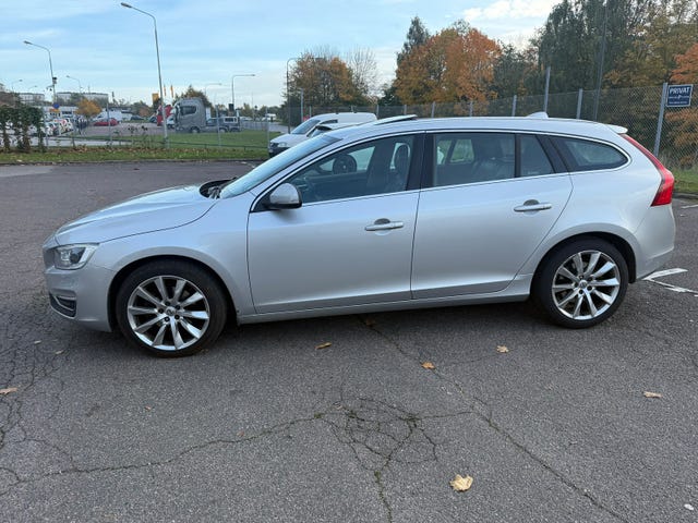 Volvo V60 2016 – bild 2