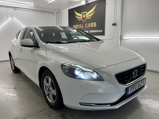 Volvo V40 2015