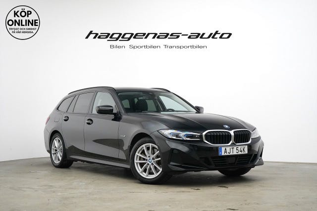 BMW 330e 2023