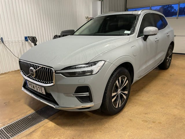 Volvo XC60 2025