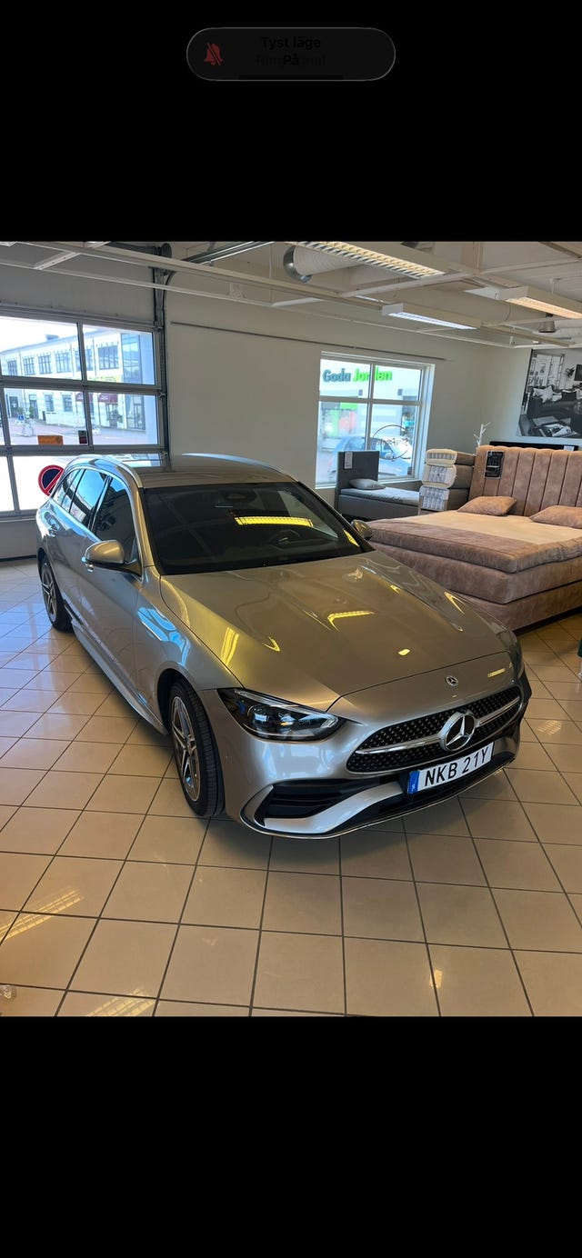 Mercedes-Benz C 300 e 2022