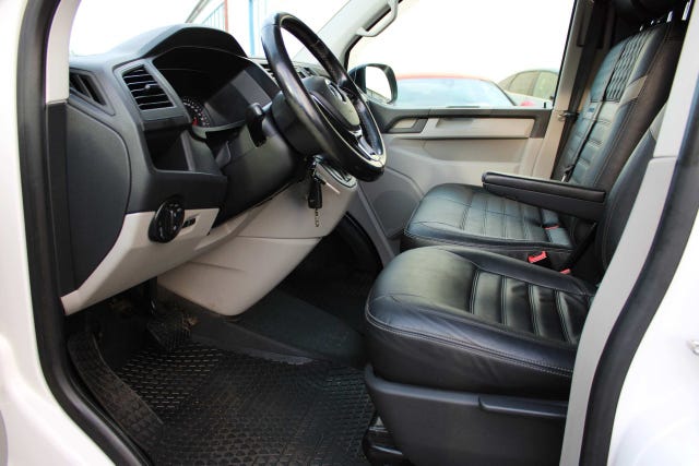 Volkswagen Transporter 2018 – bild 3
