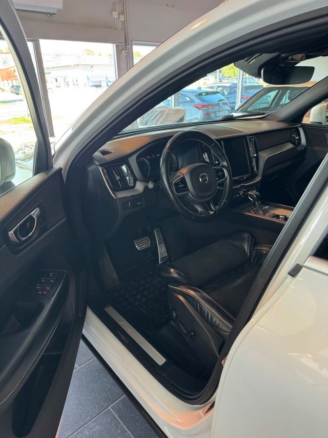Volvo XC60 2018 – bild 2