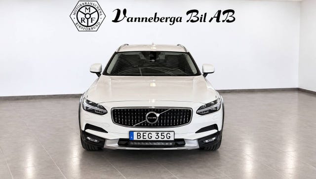 Volvo V90 Cross Country 2020 – bild 2