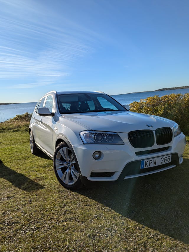BMW X3 2011