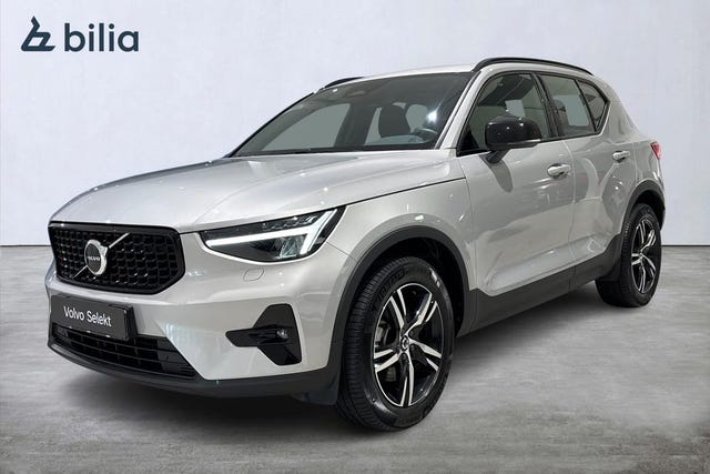 Volvo XC40 2025